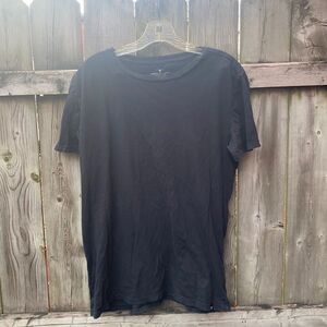 American Eagle Outfitters black tee sz. M